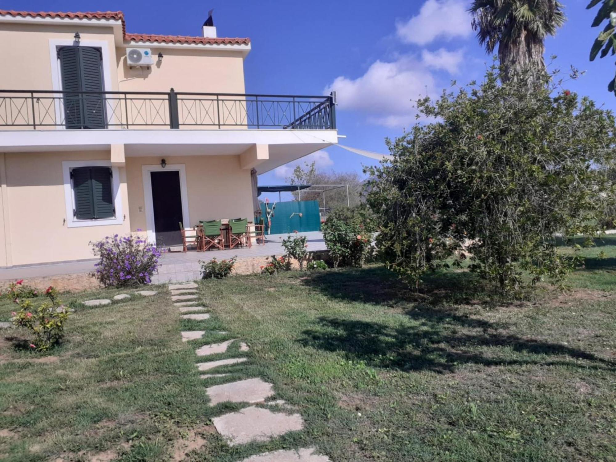 Villa Virginia Lixouri Bagian luar foto