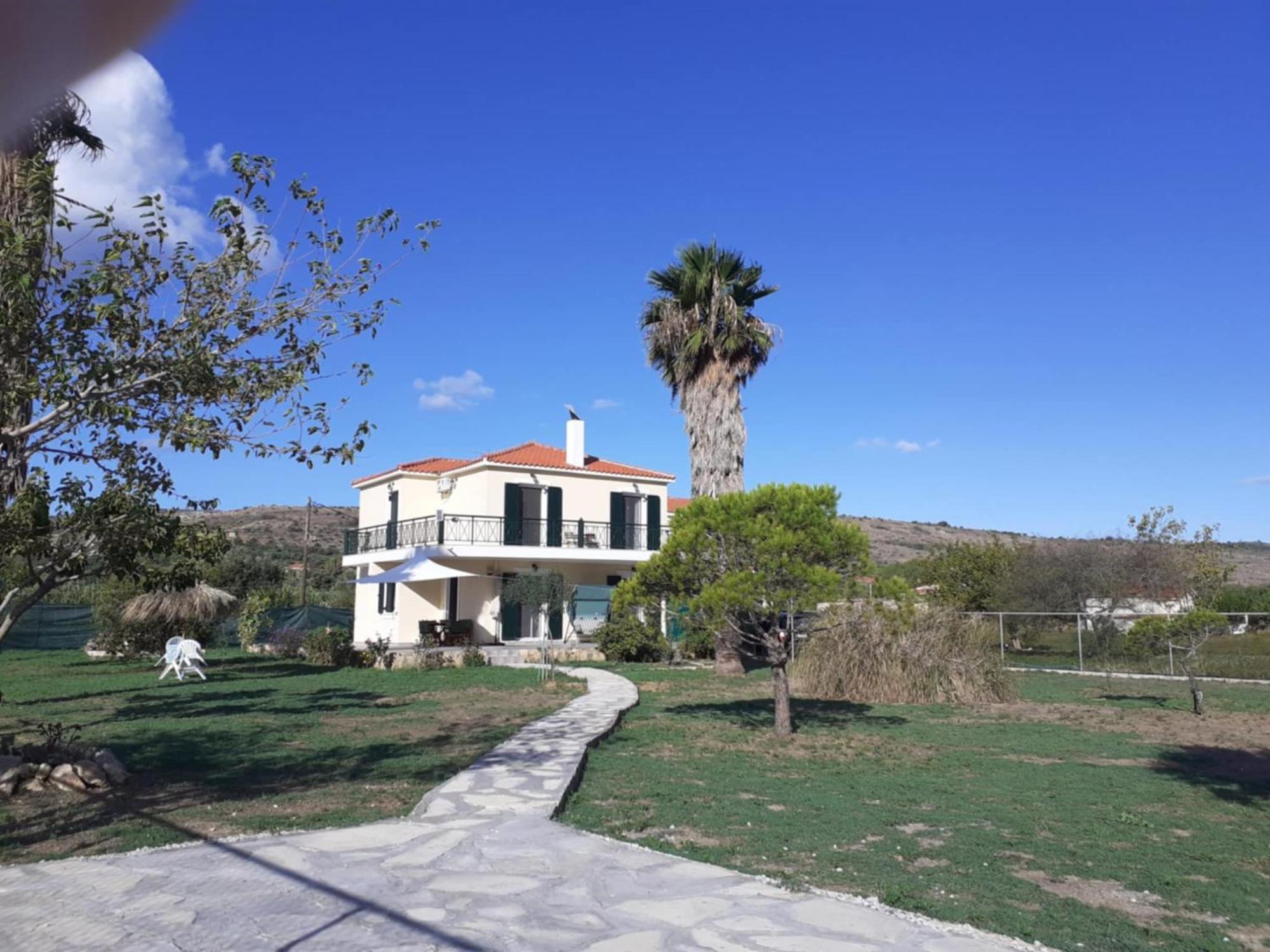 Villa Virginia Lixouri Bagian luar foto