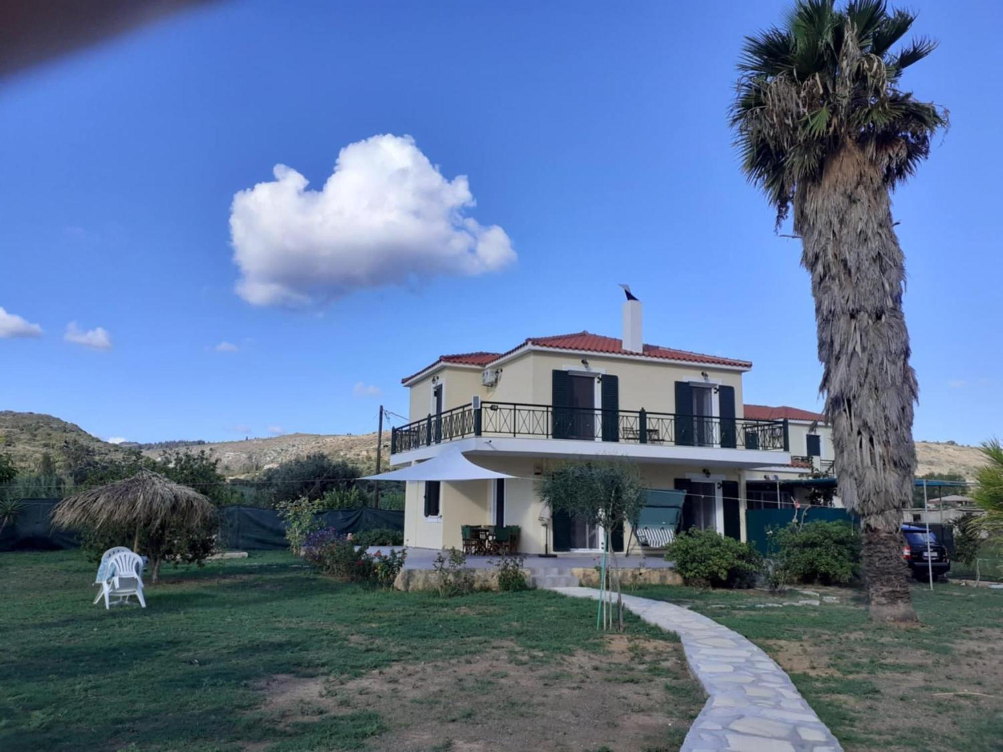 Villa Virginia Lixouri Bagian luar foto
